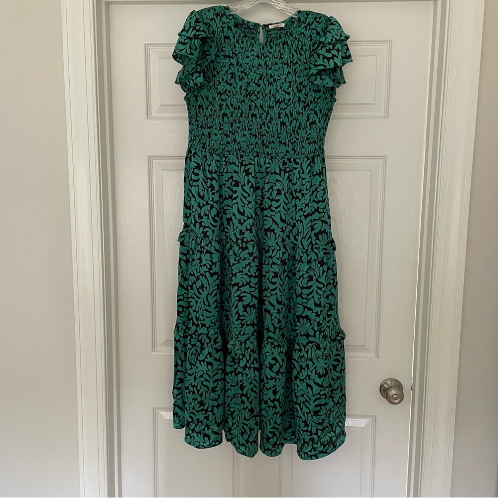 Beautiful maternity dress!